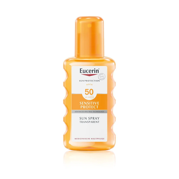 Flasche mit transparentem Sonnen-Spray von Eucerin mit hohem Lichtschutzfaktor 50.