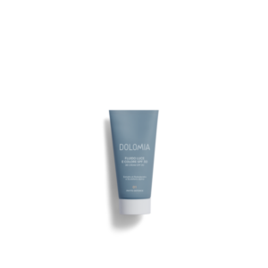 BB Cream in einem blauen Tube mit weißem Deckel und Lichtschutzfaktor 30.