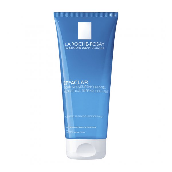 Blauer Tubenbehälter mit schäumendem Reinigungsgel für fettige, empfindliche Haut von La Roche-Posay.